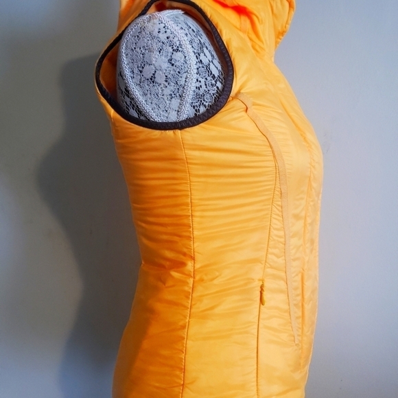 Lululemon Glacier Hoodie Vest - Picture 6 of 14